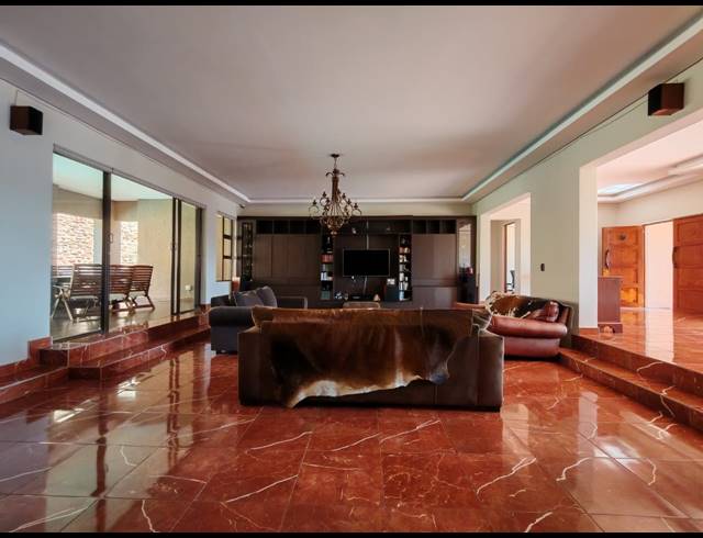 49,991M² FARM FOR SALE IN THREE RIVERS EAST